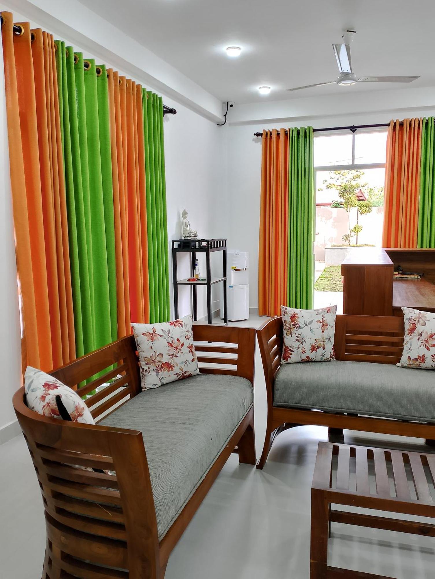 Malindu Yala Gate Hotel Tissamaharama Buitenkant foto